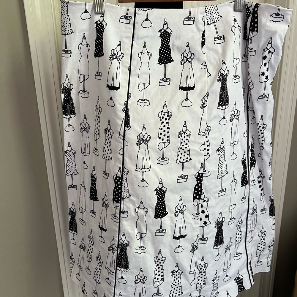 Elegant A-Line Black and White Skirt